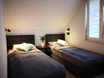 Фото номера Семейный люкс Апартаменты Apartamenty Gajówka- sauna jacuzzi, rowery г. Стегна 11