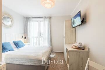 Фото номера Двухместный номер с 1 кроватью Проживание в семье Busola House г. Стегна 6