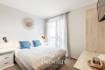 Фото номера Двухместный номер с 1 кроватью Проживание в семье Busola House г. Стегна 3